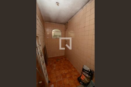 Banheiro da Suíte de casa à venda com 2 quartos, 200m² em Jardim dos Lagos, São Paulo