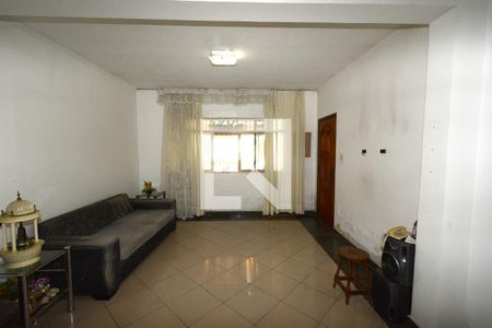 Sala de casa à venda com 2 quartos, 200m² em Jardim dos Lagos, São Paulo