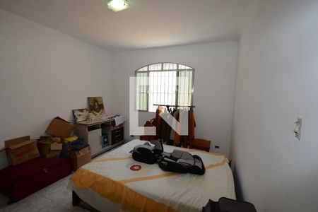 Suíte de casa à venda com 2 quartos, 200m² em Jardim dos Lagos, São Paulo
