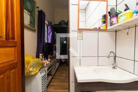 Casa à venda com 145m², 3 quartos e sem vaga Casa à venda com 145m², 3 quartos e sem vagaBanheiro da Suíte