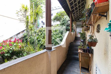 Casa à venda com 145m², 3 quartos e sem vaga Casa à venda com 145m², 3 quartos e sem vagaSacada da Entrada