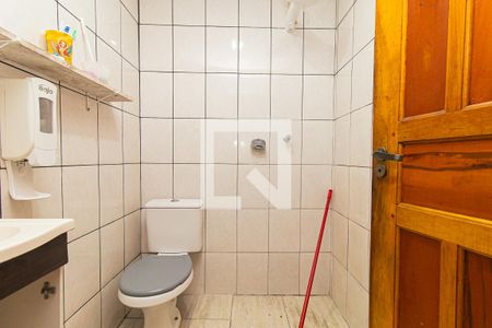 Casa à venda com 145m², 3 quartos e sem vaga Casa à venda com 145m², 3 quartos e sem vagaBanheiro Social