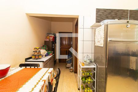 Casa à venda com 145m², 3 quartos e sem vaga Casa à venda com 145m², 3 quartos e sem vagaCozinha