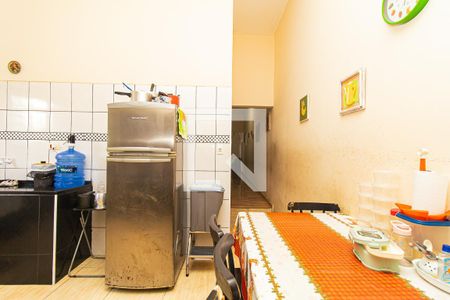 Casa à venda com 145m², 3 quartos e sem vaga Casa à venda com 145m², 3 quartos e sem vagaCozinha