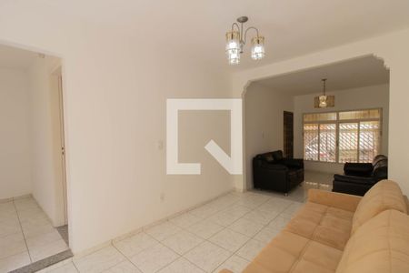 Sala de casa à venda com 2 quartos, 199m² em Parque Renato Maia, Guarulhos