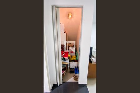 Despensa  de casa de condomínio à venda com 2 quartos, 74m² em Vila Apiai, Santo André