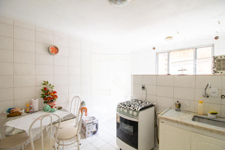 Apartamento à venda com 100m², 2 quartos e 2 vagas Apartamento à venda com 100m², 2 quartos e 2 vagasCozinha
