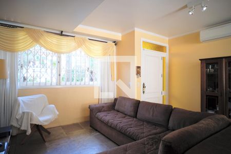 Sala 1 de casa à venda com 3 quartos, 280m² em Morro Santana, Porto Alegre