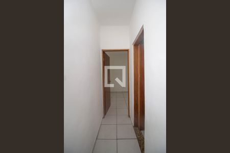 Corredor de apartamento para alugar com 1 quarto, 45m² em Vila America, São Paulo