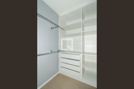 Closet de apartamento para alugar com 2 quartos, 72m² em Petrópolis, Porto Alegre