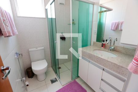 Banheiro Social de apartamento à venda com 3 quartos, 120m² em Novo Eldorado, Contagem