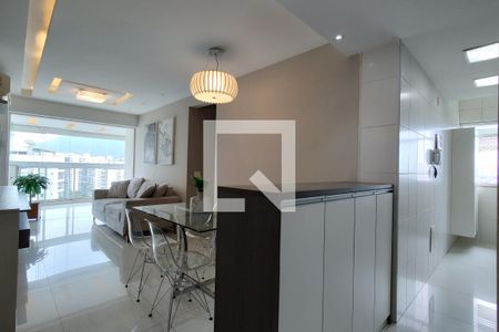 Sala de apartamento para alugar com 3 quartos, 86m² em Barra da Tijuca, Rio de Janeiro