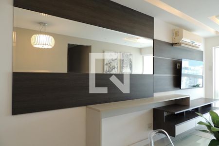 Sala de apartamento para alugar com 3 quartos, 86m² em Barra da Tijuca, Rio de Janeiro