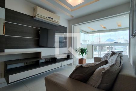 Sala de apartamento para alugar com 3 quartos, 86m² em Barra da Tijuca, Rio de Janeiro