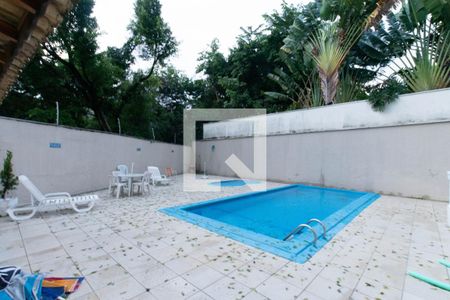 Apartamento à venda com 70m², 3 quartos e 1 vaga Apartamento à venda com 70m², 3 quartos e 1 vagaÁrea comum - Piscina