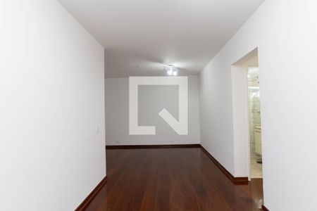 Sala de apartamento para alugar com 3 quartos, 70m² em Vila Augusta, Guarulhos