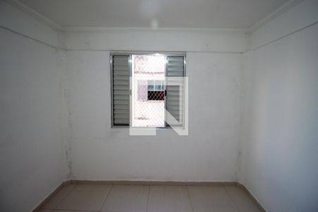 Quarto 1 de apartamento à venda com 2 quartos, 42m² em Jardim Redil, São Paulo