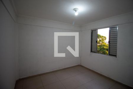 Quarto 1 de apartamento à venda com 2 quartos, 42m² em Jardim Redil, São Paulo