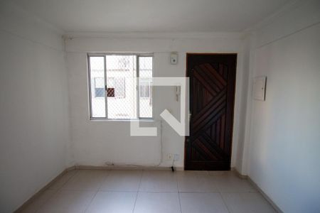 Sala de apartamento à venda com 2 quartos, 42m² em Jardim Redil, São Paulo