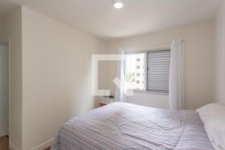 Suíte de apartamento à venda com 3 quartos, 80m² em Vila Gumercindo, São Paulo