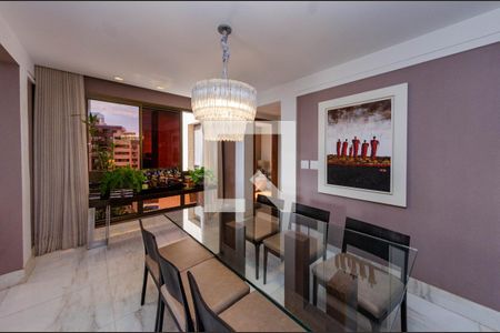 Sala de apartamento à venda com 4 quartos, 196m² em Belvedere, Belo Horizonte