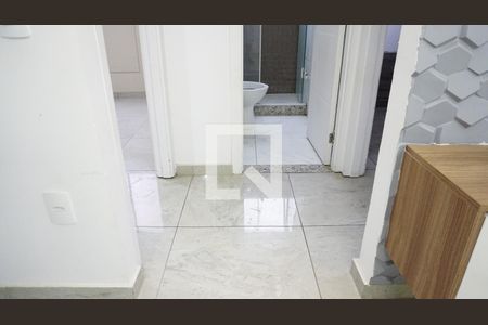 Hall de apartamento para alugar com 2 quartos, 40m² em Pechincha, Rio de Janeiro