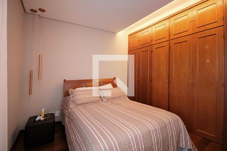 Suite de apartamento à venda com 3 quartos, 95m² em Sagrada Família, Belo Horizonte