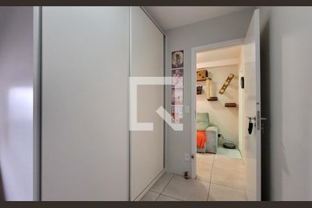 Quarto de apartamento à venda com 2 quartos, 50m² em Vila Curuçá, Santo André