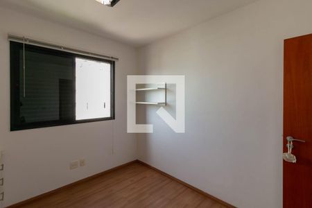 Quarto 1 de apartamento à venda com 3 quartos, 110m² em Buritis, Belo Horizonte