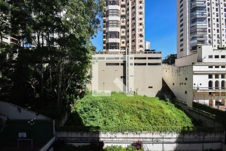 Vista de apartamento à venda com 2 quartos, 60m² em Vila Suzana, São Paulo