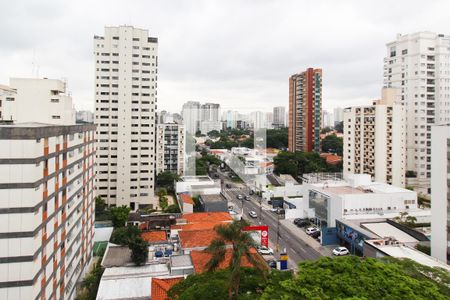 Vista de apartamento à venda com 3 quartos, 86m² em Moema, São Paulo