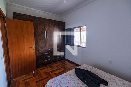 Quarto 1 de casa à venda com 5 quartos, 284m² em Nova Cachoeirinha, Belo Horizonte