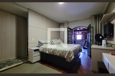 Suíte de casa à venda com 3 quartos, 192m² em Parque Gerassi, Santo André