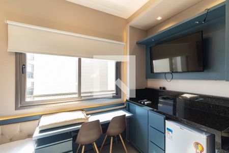 Quarto de kitnet/studio para alugar com 1 quarto, 18m² em Liberdade, São Paulo