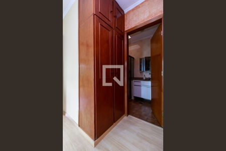 Casa à venda com 243m², 4 quartos e 5 vagas Casa à venda com 243m², 4 quartos e 5 vagasAnte sala dos Quartos