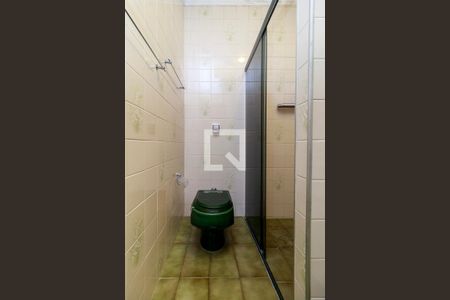 Casa à venda com 243m², 4 quartos e 5 vagas Casa à venda com 243m², 4 quartos e 5 vagasSuíte 2 - Banheiro