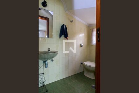 Casa à venda com 243m², 4 quartos e 5 vagas Casa à venda com 243m², 4 quartos e 5 vagasLavabo