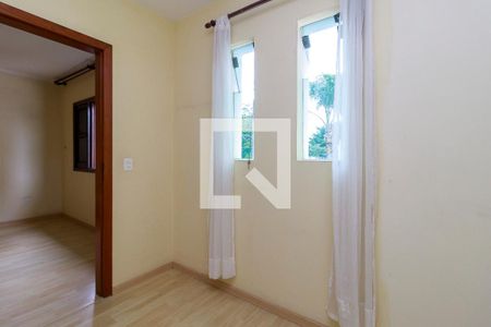 Casa à venda com 243m², 4 quartos e 5 vagas Casa à venda com 243m², 4 quartos e 5 vagasSuíte 1 - Closet