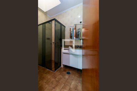 Casa à venda com 243m², 4 quartos e 5 vagas Casa à venda com 243m², 4 quartos e 5 vagasBanheiro 3