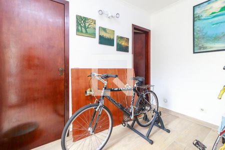 Casa à venda com 243m², 4 quartos e 5 vagas Casa à venda com 243m², 4 quartos e 5 vagasÉdicula