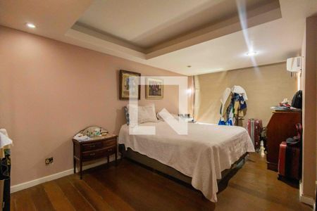 Apartamento à venda com 214m², 4 quartos e 3 vagas Apartamento à venda com 214m², 4 quartos e 3 vagasSuíte 2