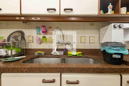 Apartamento à venda com 214m², 4 quartos e 3 vagas Apartamento à venda com 214m², 4 quartos e 3 vagasCozinha