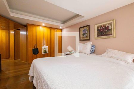 Apartamento à venda com 214m², 4 quartos e 3 vagas Apartamento à venda com 214m², 4 quartos e 3 vagasSuíte 2