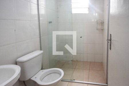 Banheiro da Suíte de casa para alugar com 2 quartos, 60m² em Vila Regina, São Paulo