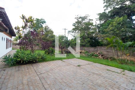 Casa de condomínio para alugar com 330m², 3 quartos e sem vaga Casa de condomínio para alugar com 330m², 3 quartos e sem vagaQuintal