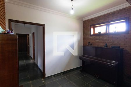 Casa de condomínio para alugar com 330m², 3 quartos e sem vaga Casa de condomínio para alugar com 330m², 3 quartos e sem vagaSalas