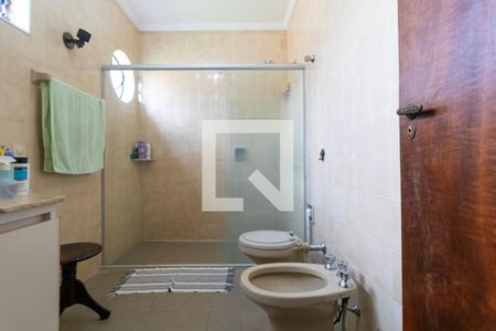 Casa de condomínio para alugar com 330m², 3 quartos e sem vaga Casa de condomínio para alugar com 330m², 3 quartos e sem vagaBanheiro da Suíte