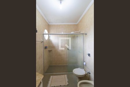 Casa de condomínio para alugar com 330m², 3 quartos e sem vaga Casa de condomínio para alugar com 330m², 3 quartos e sem vagaBanheiro