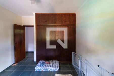 Casa de condomínio para alugar com 330m², 3 quartos e sem vaga Casa de condomínio para alugar com 330m², 3 quartos e sem vagaQuarto 01