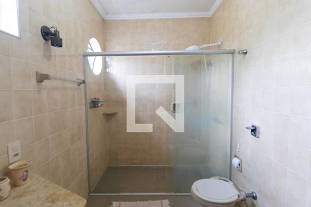 Casa de condomínio para alugar com 330m², 3 quartos e sem vaga Casa de condomínio para alugar com 330m², 3 quartos e sem vagaBanheiro